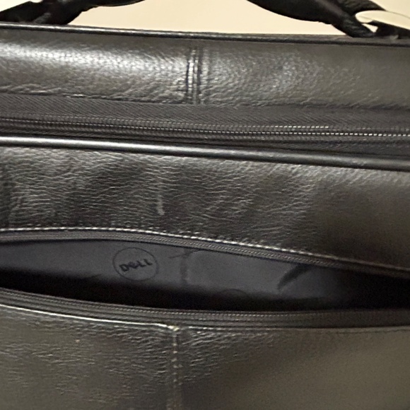 Dell Leather Laptop Bag - Black - Picture 3 of 10